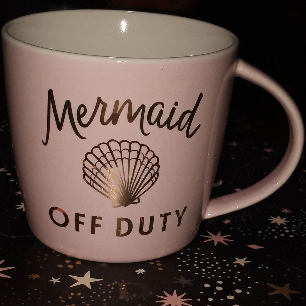 ⭐️2 for $10⭐️Pink Mermaid Off Duty Mug Brand New.